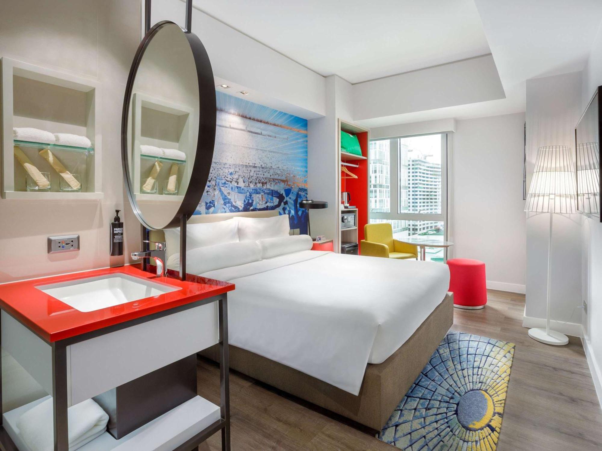 Ibis Styles Manila Araneta City Quezon City Exterior foto