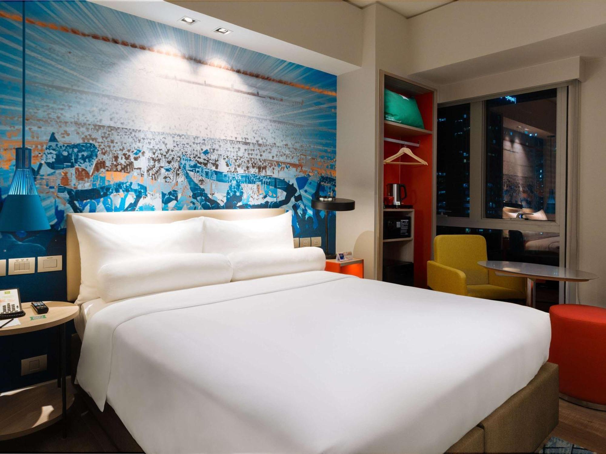 Ibis Styles Manila Araneta City Quezon City Exterior foto
